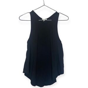 Wilfred Free | Aritzia Black Scoop-Neck Flowy Racerback Tank Top Size XS